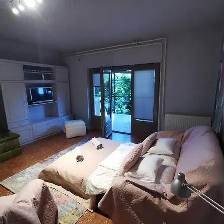 Sefira Homes Y Apartment Keszthely